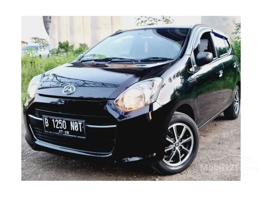 Jual Mobil Daihatsu Ayla 2016 D 1.0 di Jawa Barat Manual Hatchback Hitam Rp 79.000.000