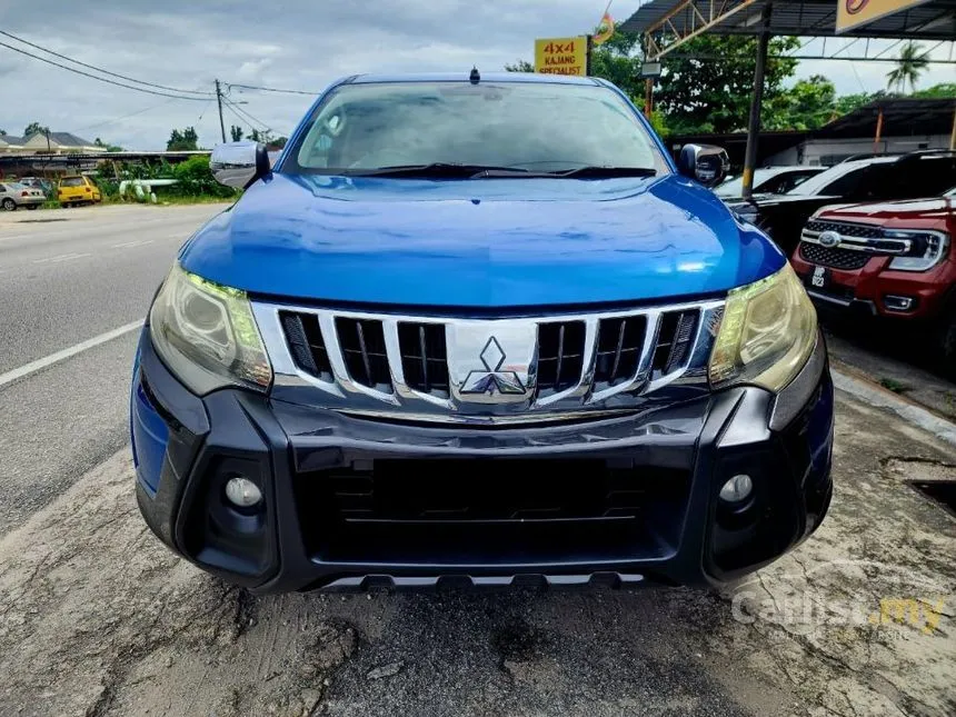 2017 Mitsubishi Triton VGT Adventure X Dual Cab 4X4 Pickup