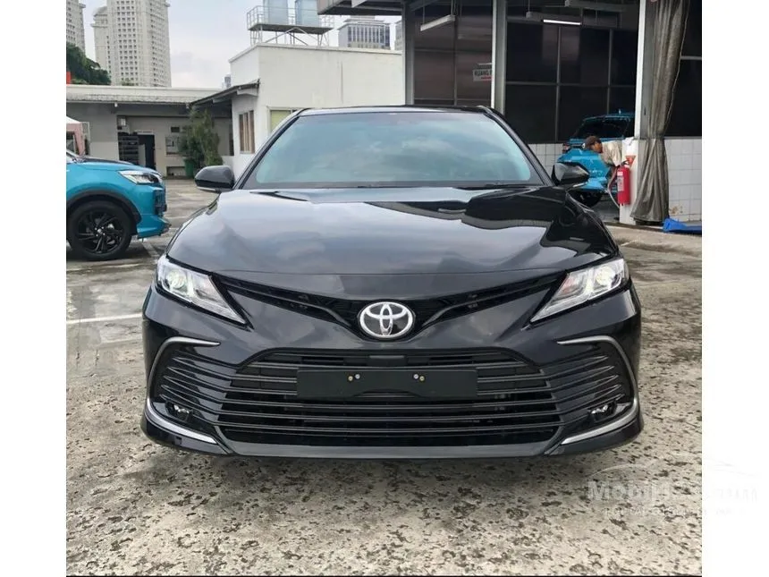 2023 Toyota Camry V Sedan