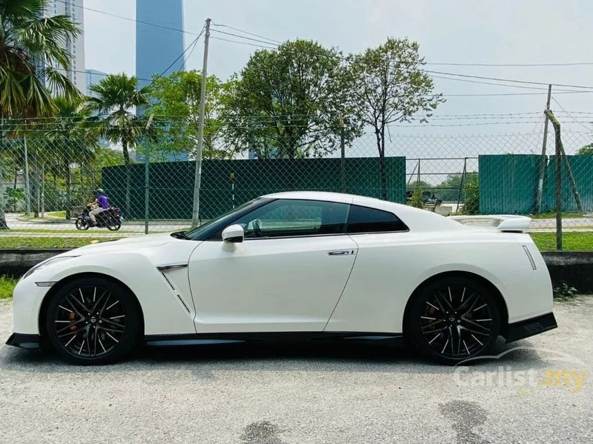2020 Nissan GT-R NISMO Coupe