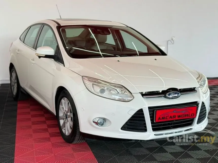2012 Ford Focus Titanium Sedan