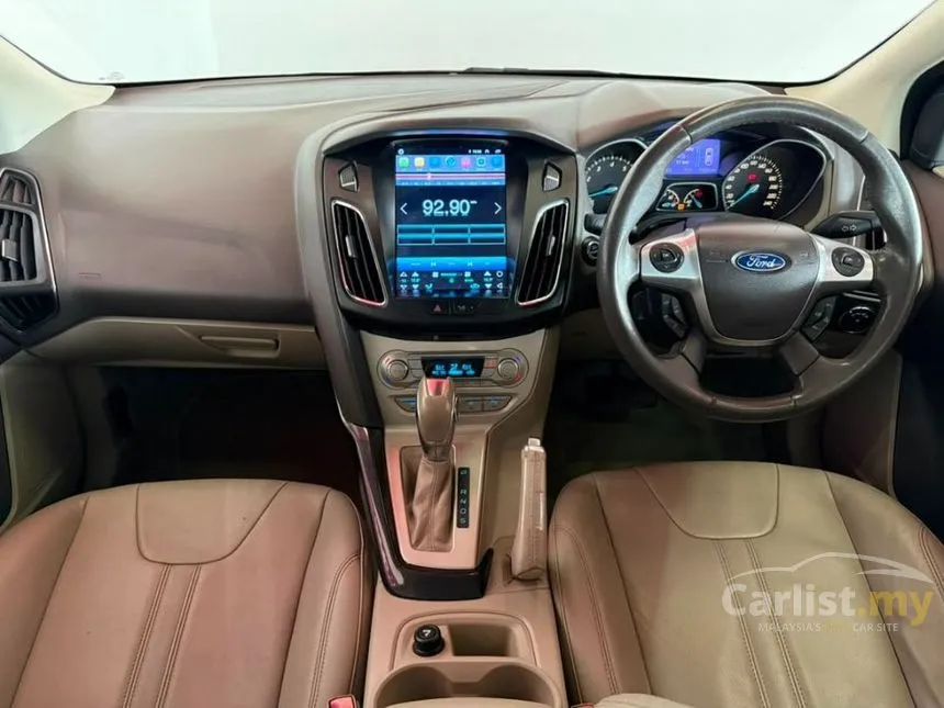 2012 Ford Focus Titanium Sedan