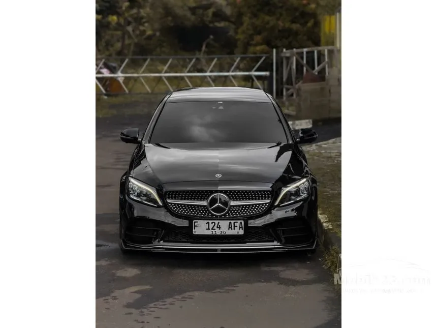 2019 Mercedes-Benz C300 AMG Line Sedan