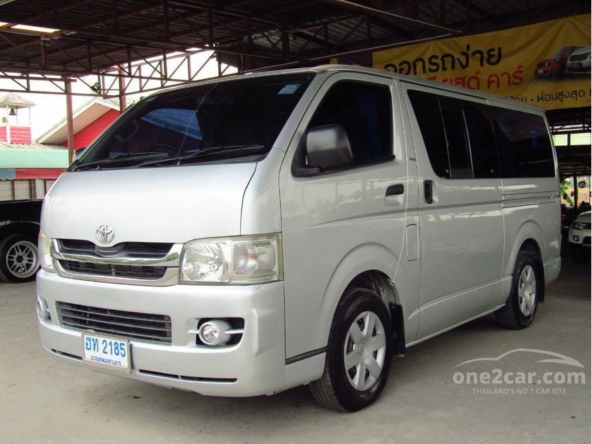 2009 Toyota Hiace D4D Van