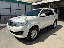 2014 Toyota FORTUNER 3.0 (ปี 12-15) V SUV