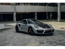 2017 Porsche 911 3.8 Turbo S Coupe