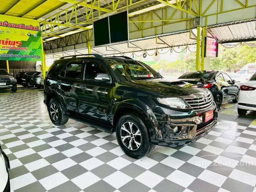 2012 Toyota FORTUNER V SUV