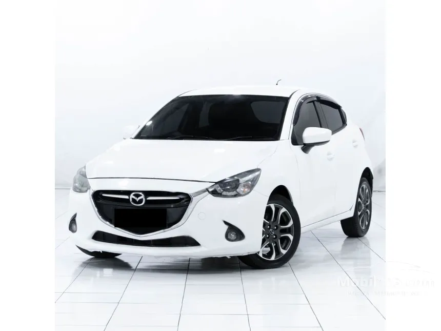 Jual Mobil Mazda 2 2015 R 1.5 di Kalimantan Barat Automatic Hatchback Putih Rp 189.000.000