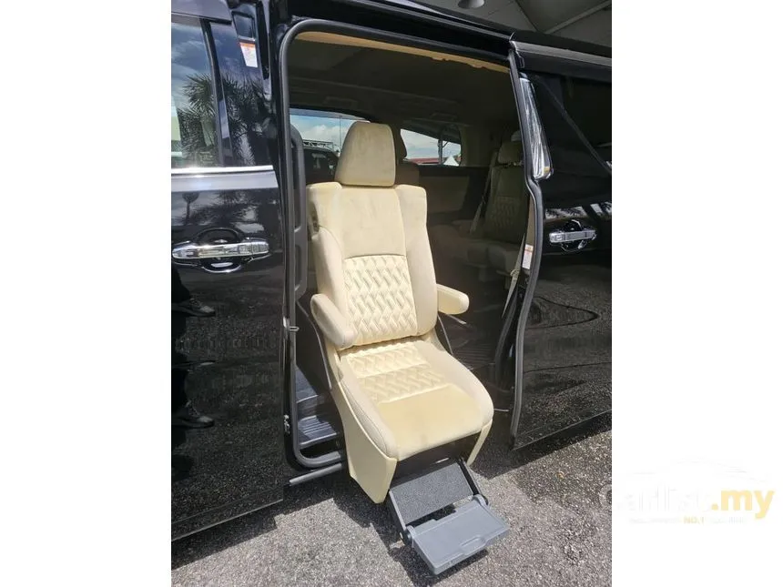 2021 Toyota Alphard X MPV