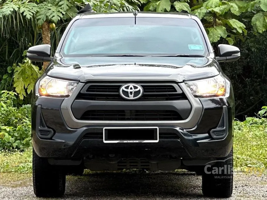 2024 Toyota Hilux E Dual Cab Pickup