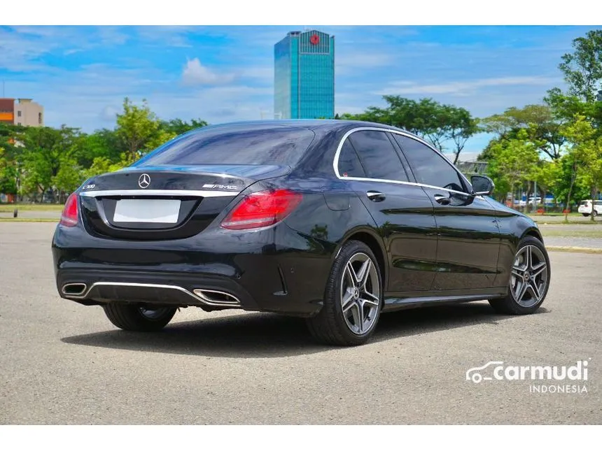2019 Mercedes-Benz C300 AMG Line Sedan