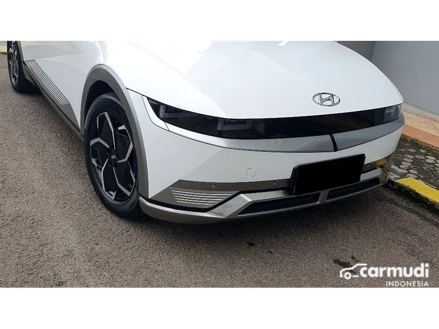 2023 Hyundai IONIQ 5 Signature Standard Range SUV