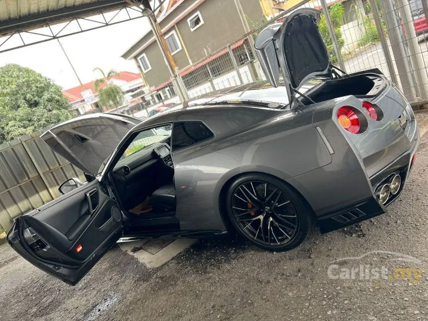 2022 Nissan GT-R Track Edition T-Spec Coupe