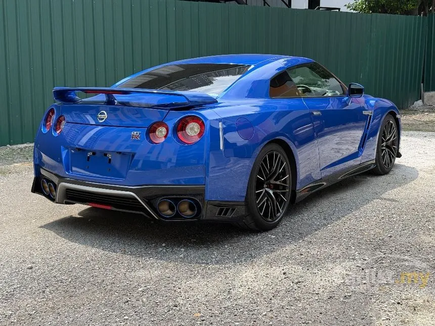 2021 Nissan GT-R Coupe