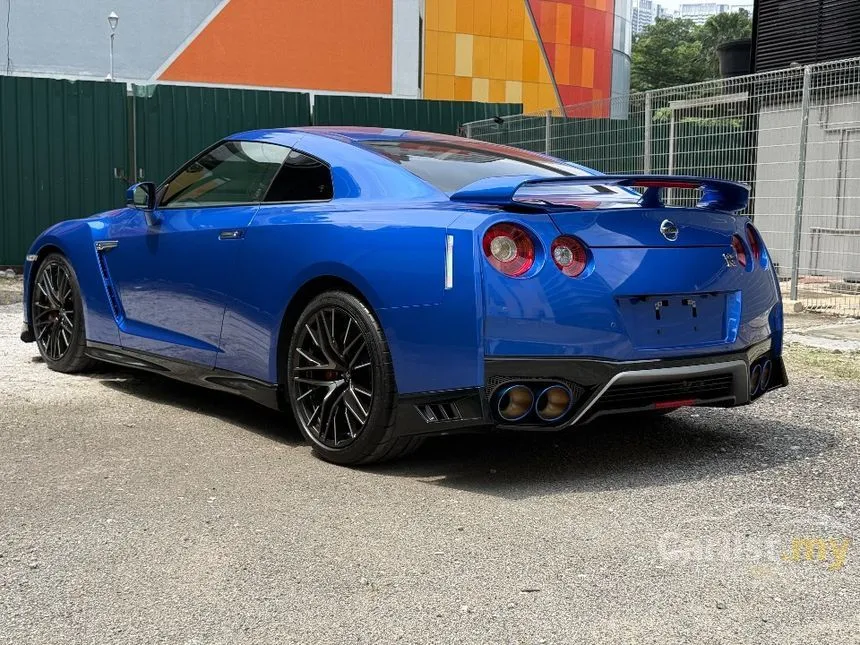 2021 Nissan GT-R Coupe