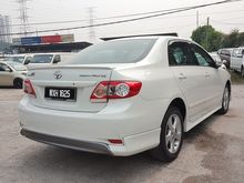 2012 Toyota Corolla Altis 1.8 E Sedan, High Loan, 2K Crystal White, Must View