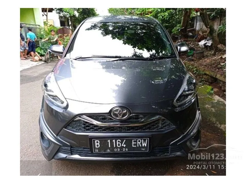 Jual Mobil Toyota Sienta 2020 Q 1.5 di DKI Jakarta Automatic MPV Abu