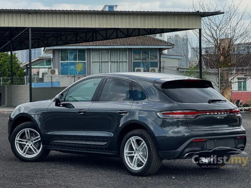 2022 Porsche Macan SUV