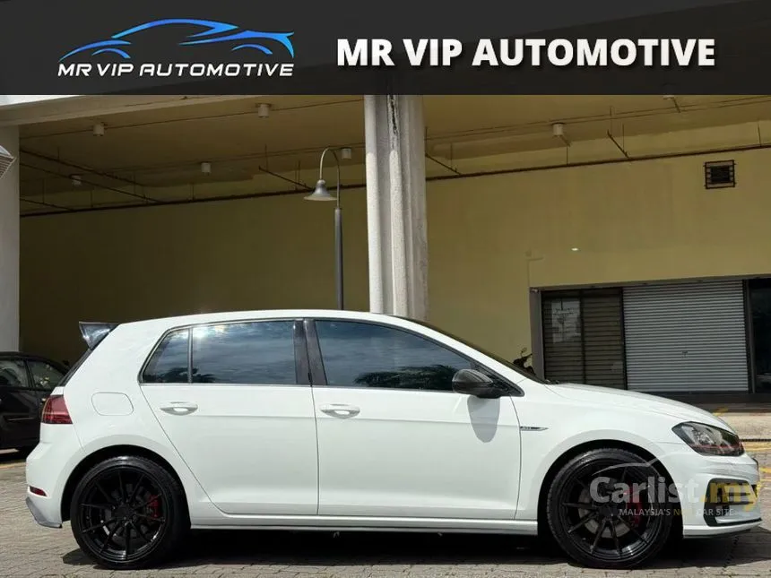 2017 Volkswagen Golf GTI Hatchback