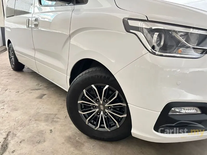 2021 Hyundai Grand Starex Executive Plus MPV