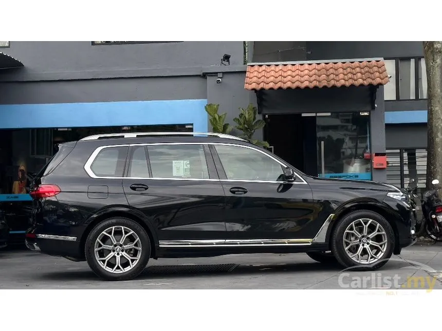 2022 BMW X7 xDrive40i Pure Excellence SUV