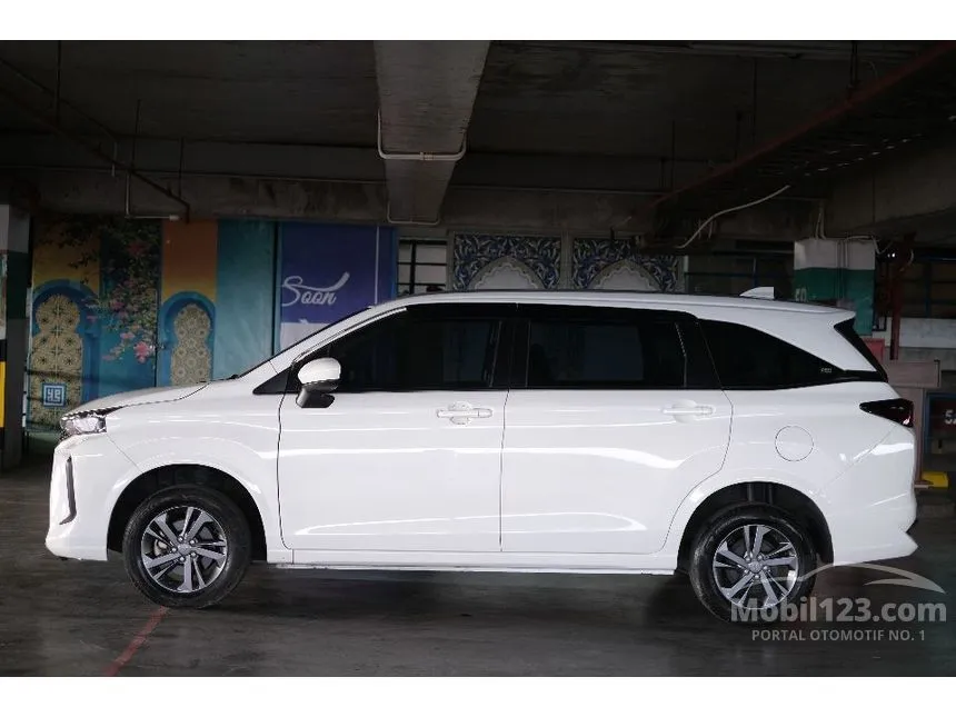 2022 Daihatsu Xenia R MPV