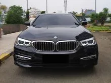 2018 BMW 520i 2.0 Luxury Sedan, 520 i, Hitam.