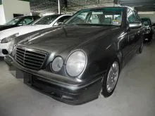2002 Mercedes-Benz E240 (A) 2.6