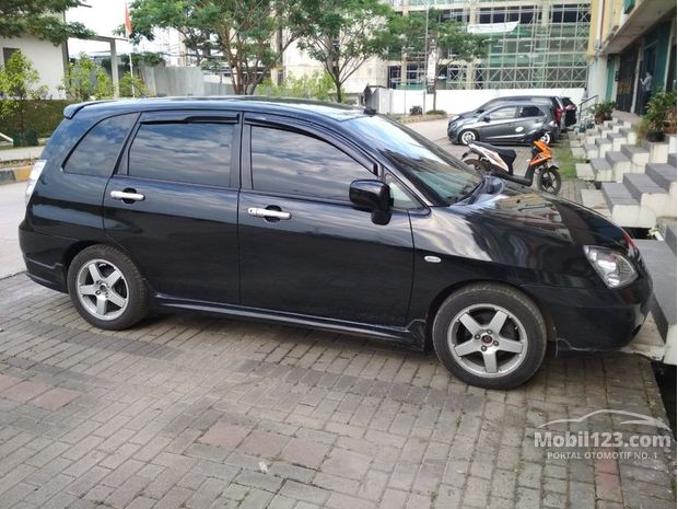 Suzuki Aerio  Mobil  bekas  dijual  di Jabodetabek Indonesia 