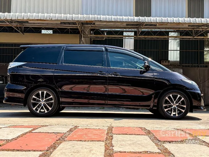 2013 Toyota Estima Aeras MPV