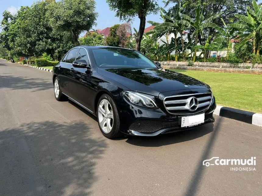 2016 Mercedes-Benz E250 Avantgarde CKD Sedan
