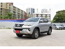 2015 Toyota Fortuner 2.8 (ปี 15-18) V SUV AT