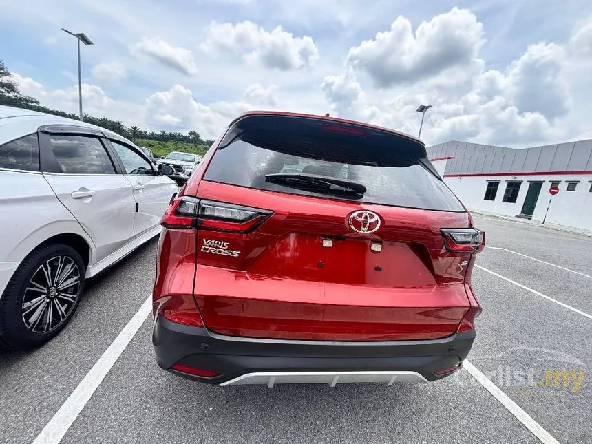 2026 Toyota Yaris Cross S SUV