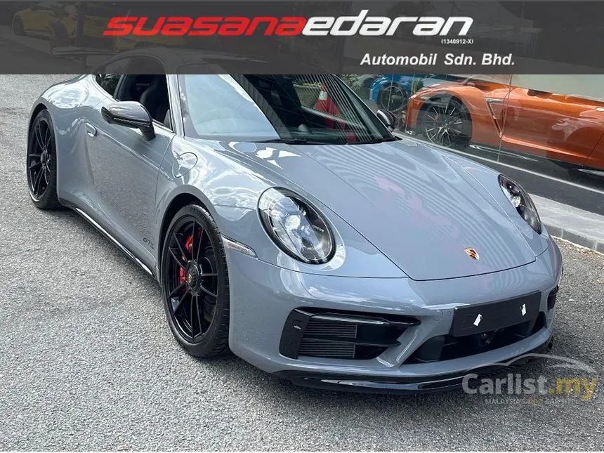 2023 Porsche 911 Carrera 4 GTS Coupe