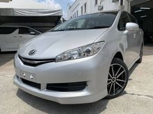 2016 Toyota Wish 1.8 X MPV**PREMIUM WARRANTY**SHOWROOM CONDITION**HIGH TRADE-IN**
