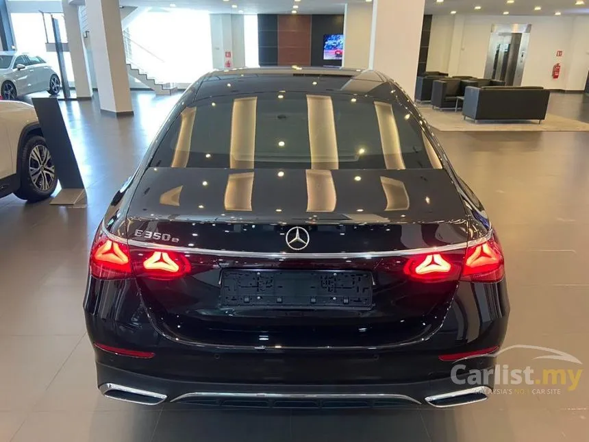 2025 Mercedes-Benz E350e AMG Line Sedan