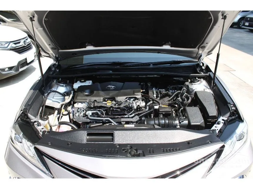 2022 Toyota Camry HEV Premium Sedan