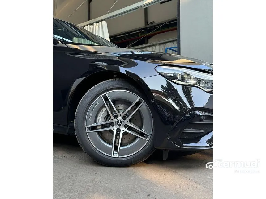 2025 Mercedes-Benz E300 AMG Line Sedan