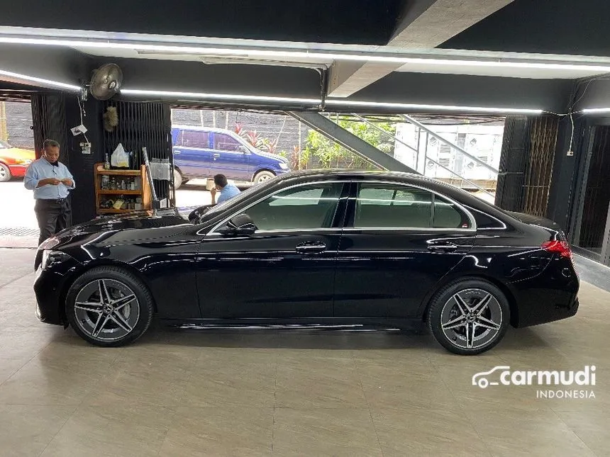 2023 Mercedes-Benz C300 AMG Line Sedan