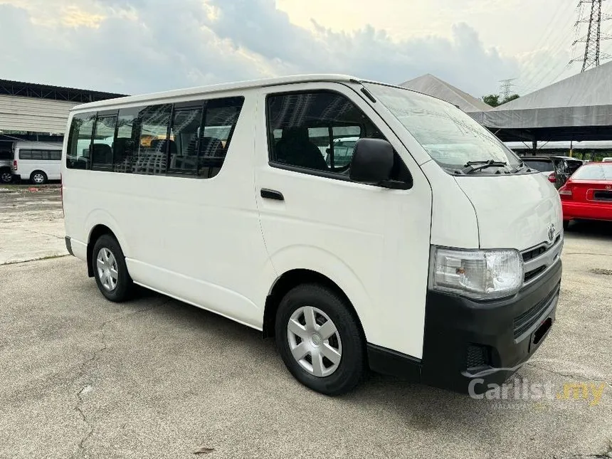 2013 Toyota Hiace Window Van