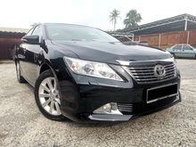 2012 Toyota Camry 2.5 V Sedan , ELECTRONIC SEAT , REVERSE CAM ** LOW MILEA , 1 OWNER **