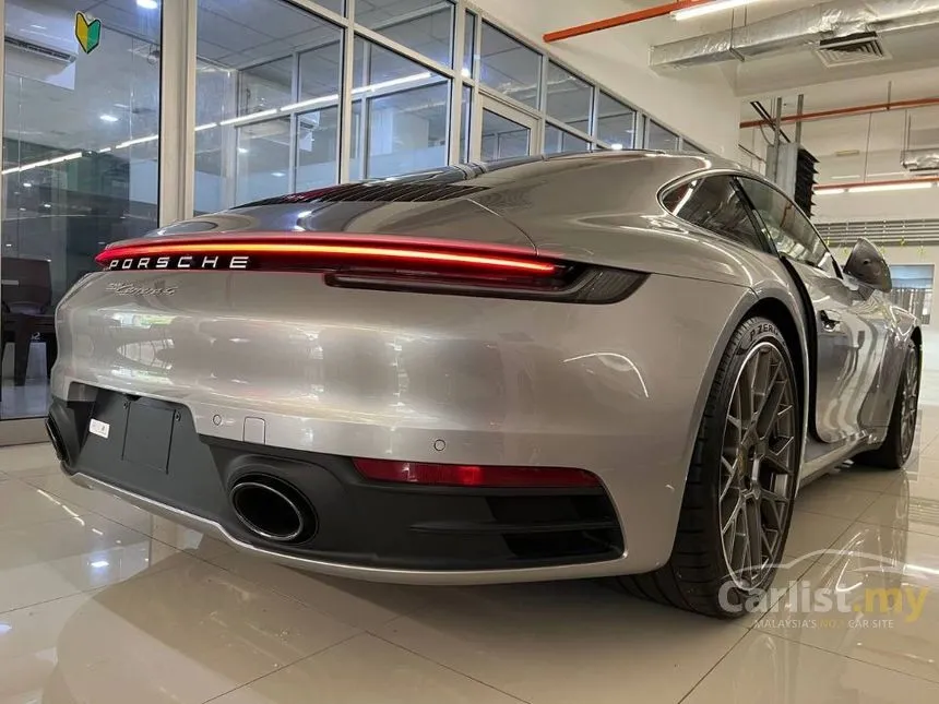 2022 Porsche 911 Carrera 4S Coupe