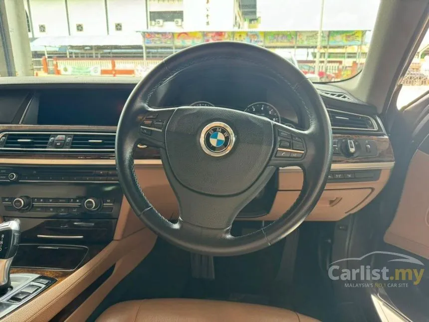 2014 BMW 730Li Sedan