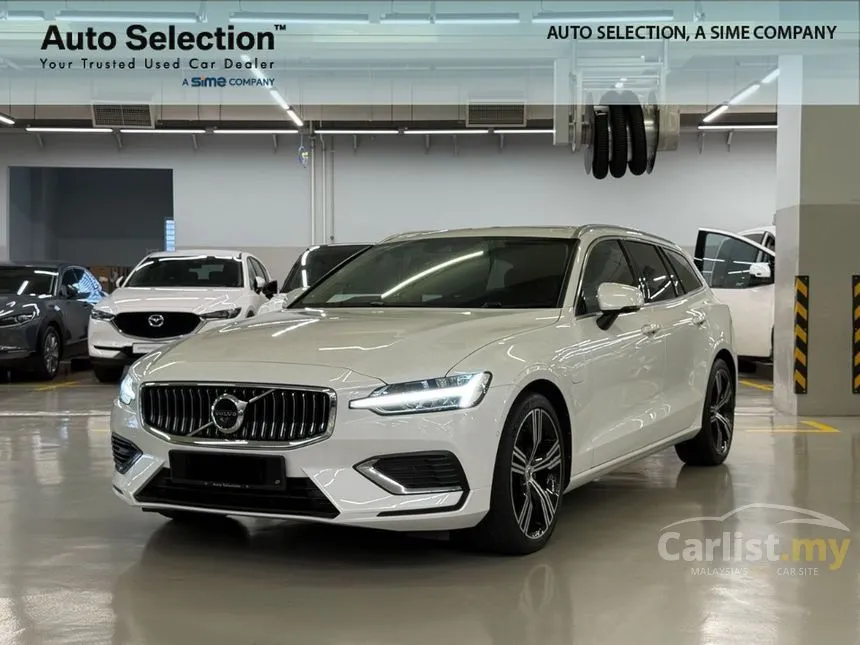 2022 Volvo V60 Recharge T8 Ultimate PHEV Wagon