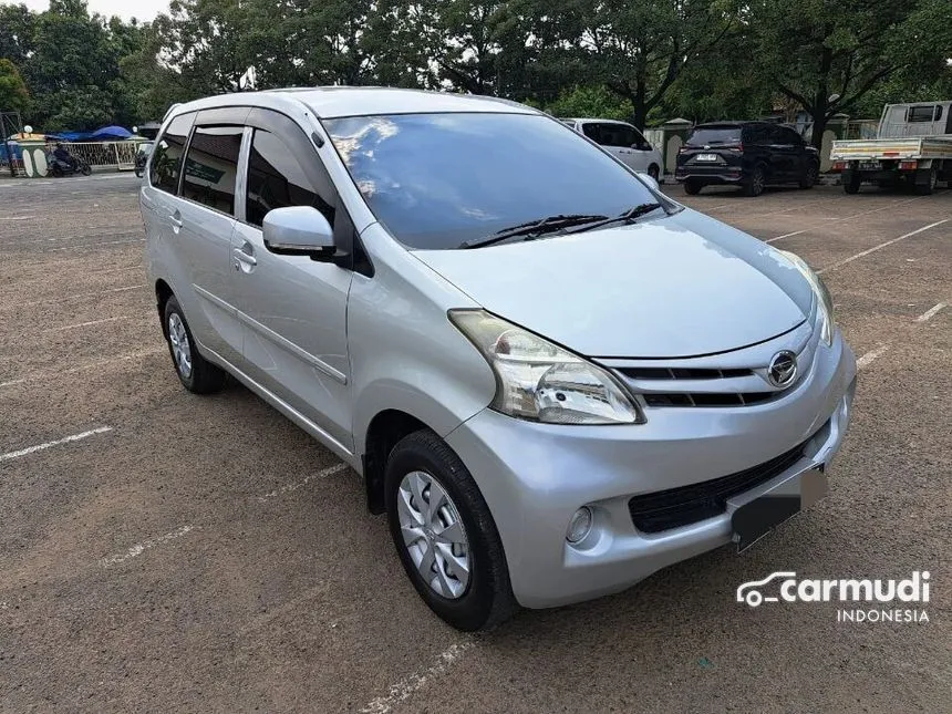 2014 Daihatsu Xenia X STD MPV