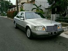 1986 Mercedes-Benz 300E 3.0 W124 L6 3.0 Manual Sedan