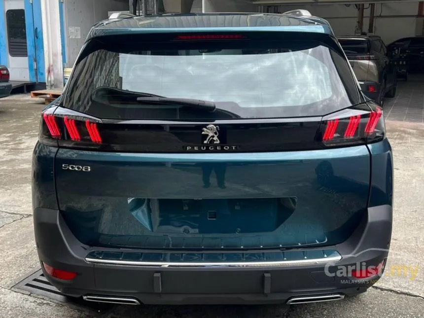 2025 Peugeot 5008 Allure SUV