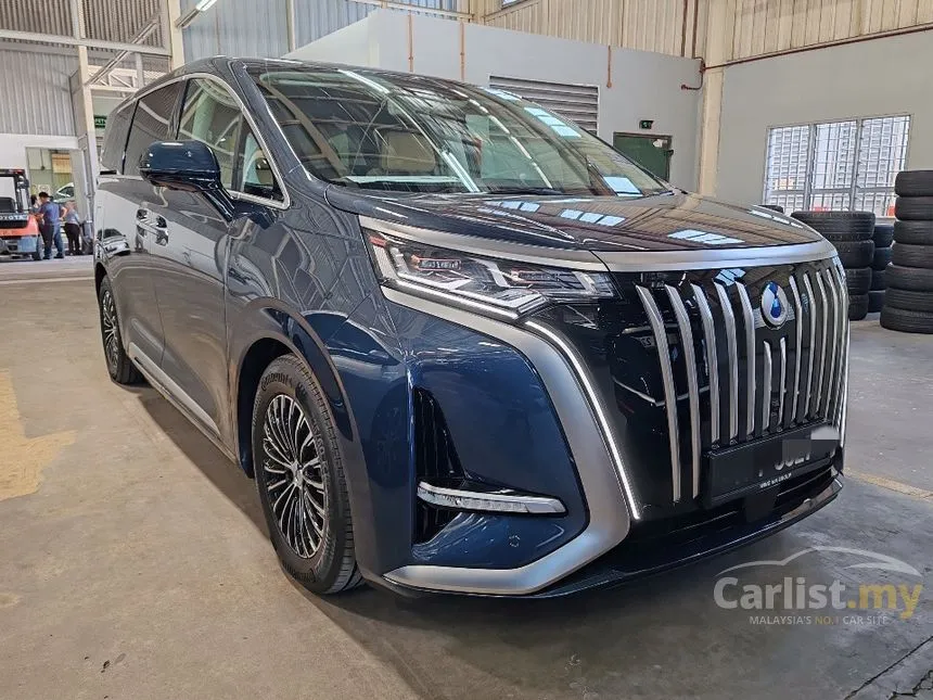 2025 Denza D9 Premium MPV