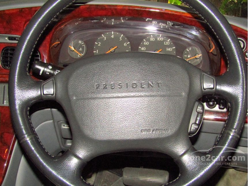 Nissan president салон