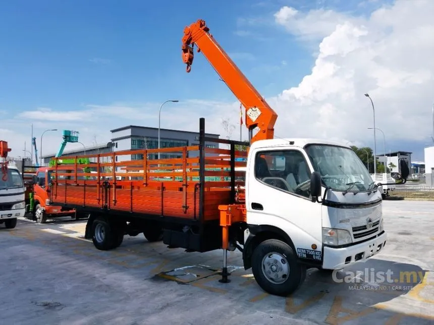 2018 Hino 300 Series Lorry